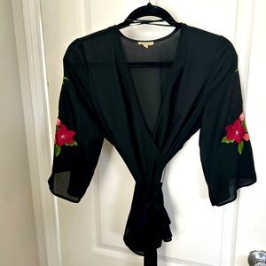 𝅺Lily White Wrap Blouse